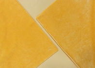 วัสดุผ้ากำมะหยี่สีเหลืองเข้ม 280GSM กำมะหยี่ไมโครไฟเบอร์โพลีเอสเตอร์ 92%
